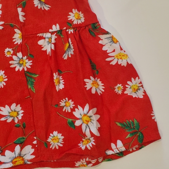 Forever 21 Floral Red Shorts Size Small - Picture 3 of 3